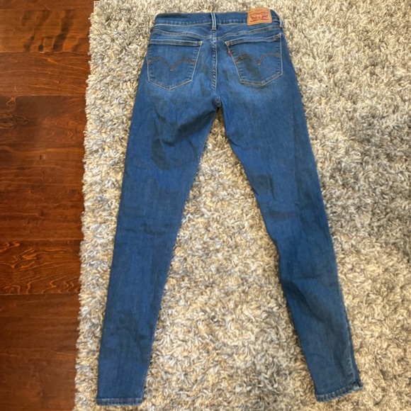 Women’s Levi’s skinny jeans size 27 - Picture 3 of 4